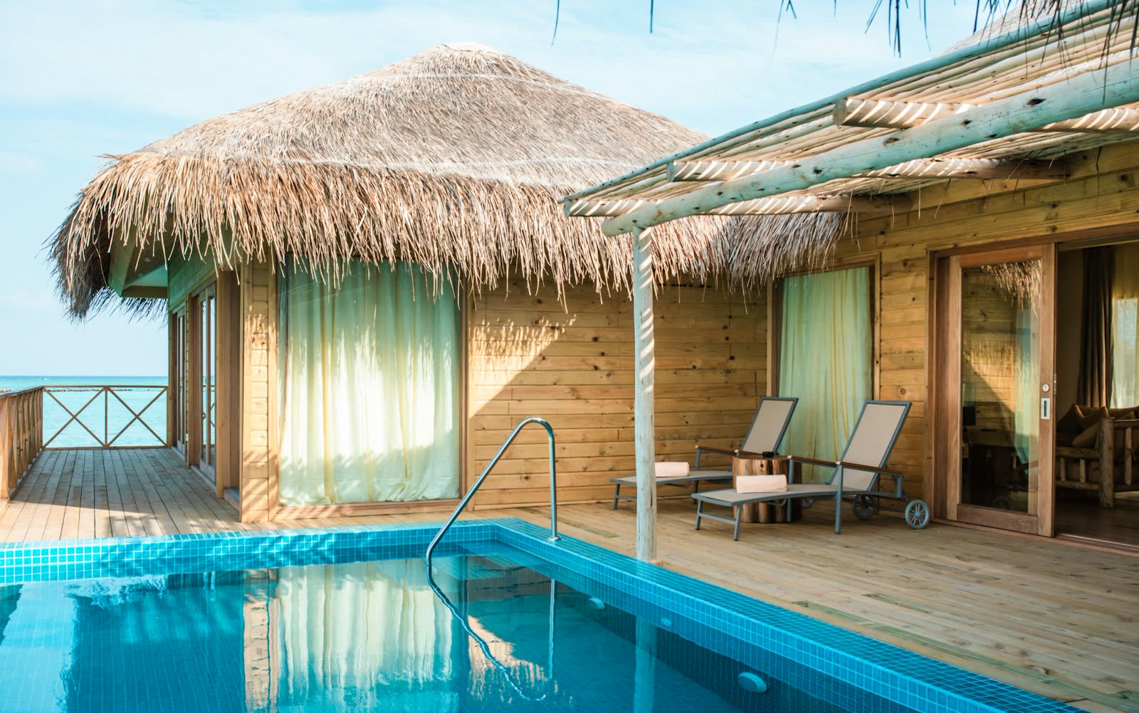 El Nido Cliffside Bungalows photo 3