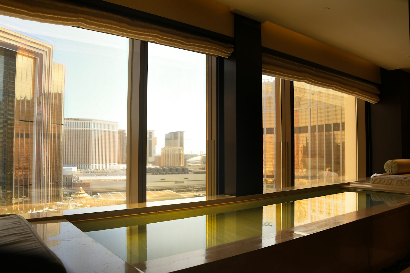 Esplanade River Suites photo 3